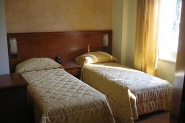 هتل Albergo Ristorante Montebaldo