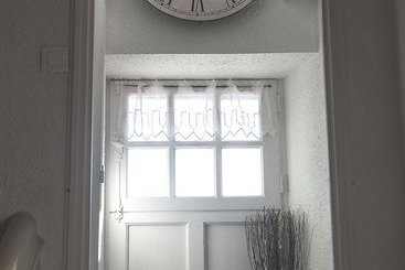 هتل De La Tour De L'horloge