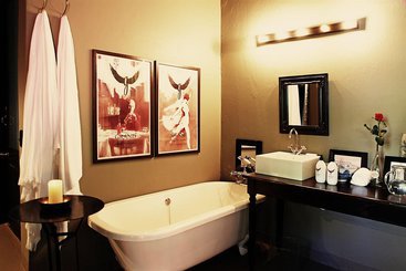 هتل Grand Africa Rooms And Rendezvous
