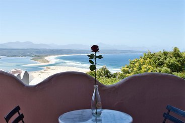 هتل Grand Africa Rooms And Rendezvous