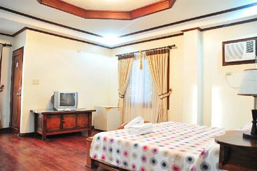 هتل Grand Octagon Resort