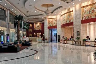 هتل Dunhuang Grand Soluxe
