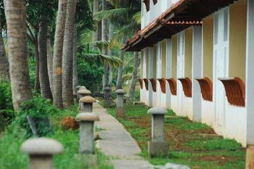 Manor Back Water Resort