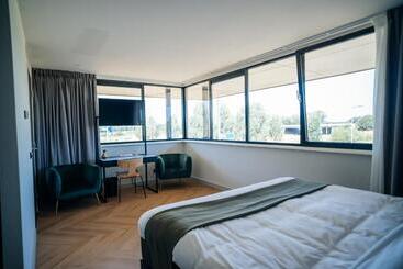 Myhotel Steenwijk Giethoorn