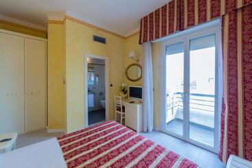 هتل Executive La Fiorita