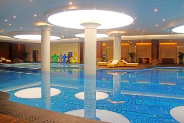 هتل Fragrant Hill Empark  Beijing