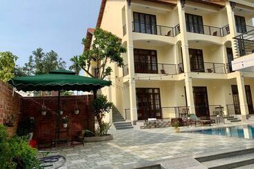 استراحتگاه Windbell Villa Hoi An