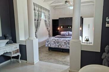 住宿加早餐  Beautiful Suite