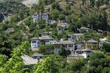 پانسیون Ruols Guesthouse