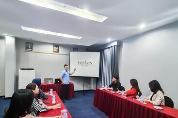 هتل Horison Kendari