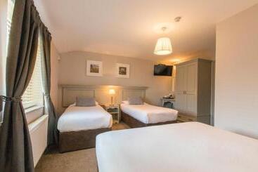 Отель Silken Thomas Accommodation