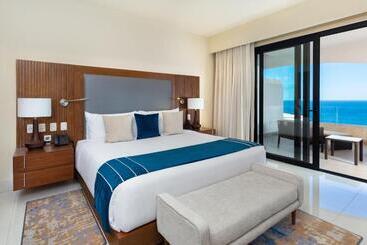 هتل Villa La Valencia Beach Resort & Spa Los Cabos