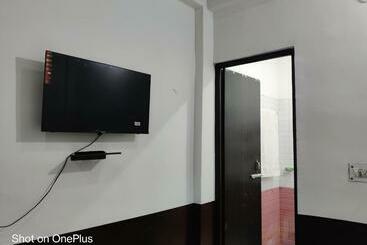 ホテル Oyo 87549 Andaaz Residency Room & Restaurant