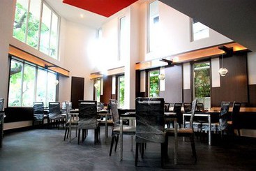 هتل Jade Garden