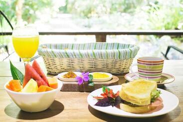 酒店 La Kukula Lodge