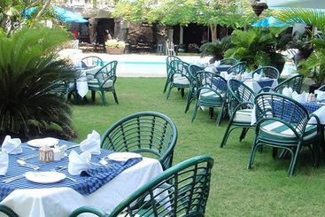هتل Sunrise Resort Apartments & Spa
