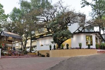 هتل Club Mahindra Saj Mahabaleshwar