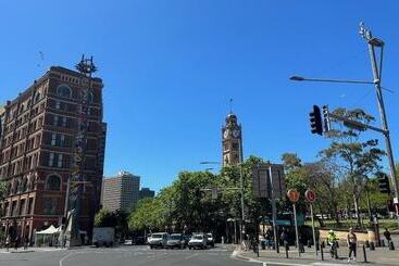 هتل Sydney Riseon