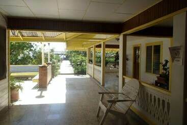 هتل Coral View Beach Resort