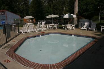 Williamsburg Rv & Camping Resort