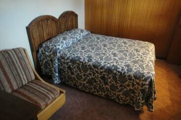 Airport Inn Motel & Rv Park