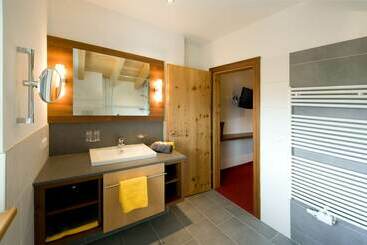 هتل Haus Sonnenterrasse