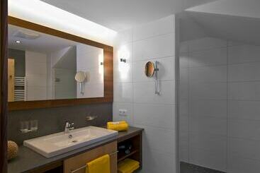 هتل Haus Sonnenterrasse