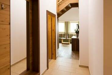 هتل Haus Sonnenterrasse