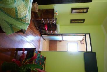هتل Inn Jimenez