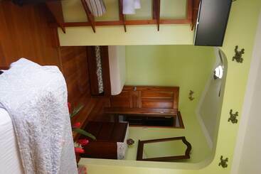 هتل Inn Jimenez