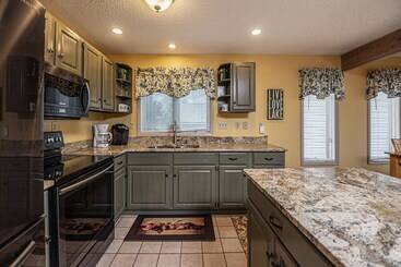 کلبه Lazy Day Hideaway