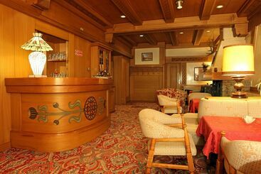 تختخواب و صبحانه Dolomiti Pinzolo Double Room
