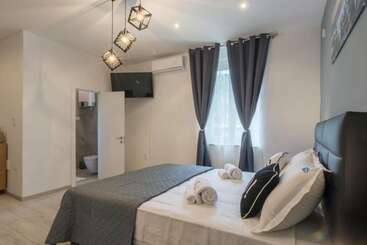 پانسیون Rooms Sea & Sun With Private Parking