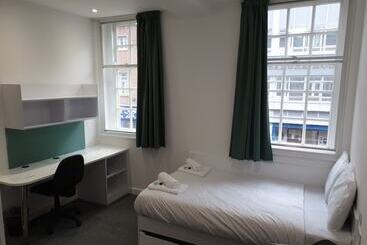 هاستل Charming Studios For Students  Leicester