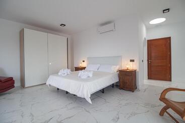 Pension Casa Serena 10   Boutique Hotel   Adults Only Breakfast Included