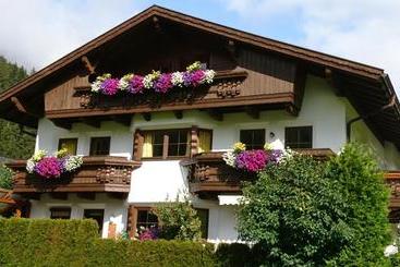 ホテル Haus Bergfreund