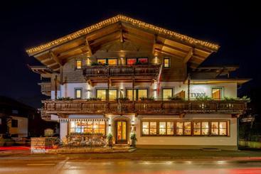 هتل Alpin Tyrol   Kitzbüheler Alpen