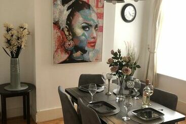 إقامة Lovely 3bed House In Gillingham