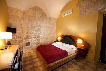 تختخواب و صبحانه Residenza Pizziniaco
