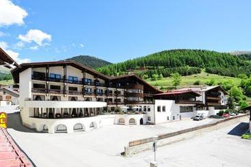 هتل Margarete Maultasch By Vaya