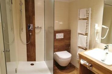 تختخواب و صبحانه Panorama Hotel Gasthof Leidingerhof