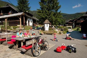 هتل Feriendorf Kirchleitn  Kleinwild