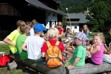 هتل Feriendorf Kirchleitn  Kleinwild