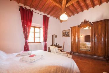 هتل Castello Di Fezzana