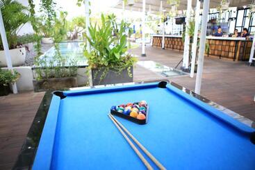 De Vins Sky Hotel Seminyak