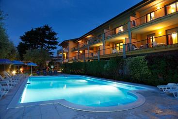 هتل Residence Spiaggia D'oro