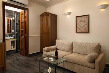 هتل Rodos Niohori Elite Suites Boutique