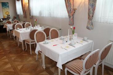 Garni Hotel Alt Wernigeröder Hof