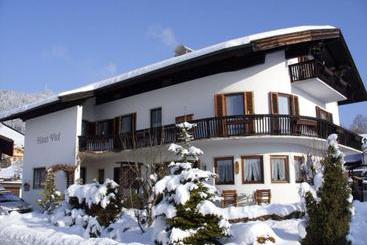 هتل Haus Viol