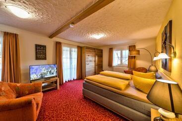 בית מלון כפרי Sonneneck Titisee  Adults Only